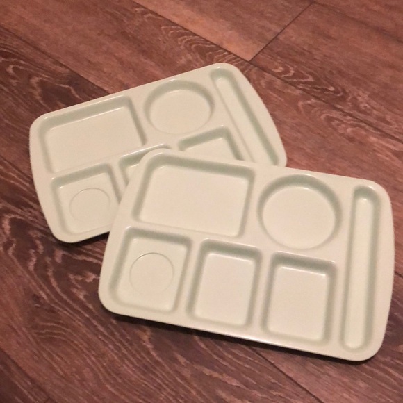 2 Adcraft VTG Melamine 6  Compartment Tray, 15 x 10” Lunch Cafeteria Plate Mint - Picture 1 of 4